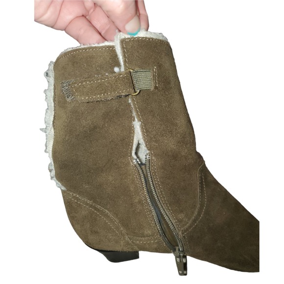 Women's Olive Green Suede Faux Fur Mid Calf Boots US 9M FAIR - Picture 3 of 8